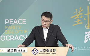 王偉忠一句「冷冷的」掀眷村身分話題　梁文傑揭家世：最底層的外省人