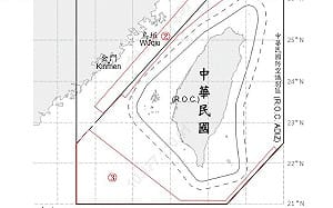 共機21架次擾台！13架次越中線　共艦、公務船共15艘出沒