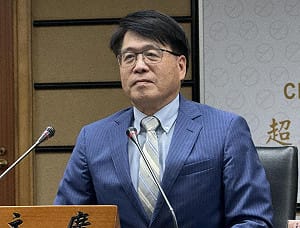 含李貞秀今年26位陸配參選  游盈隆：採統一標準處理