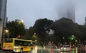 日本氣象廳發布「立即保命」第5級土砂特別警報  東京大雨還要下