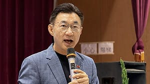 力挺初教機留台灣 江啟臣：實體AI落台中、產業升級帶動加薪