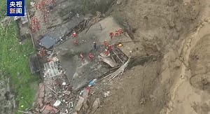 (影) 暴雨重創中國南方! 湖南江西土石流毀村落 災民揭官「忙著封鎖災情」