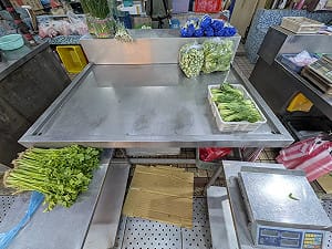 不是菜貴而已！菜市場罕見「無菜可賣」 菜販揭3元凶：高菜價恐再撐2週