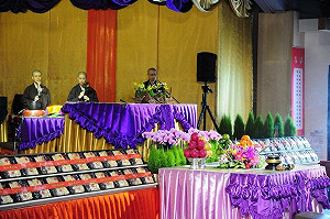 靈鷲山將辦法會 17天念完一部《華嚴經》