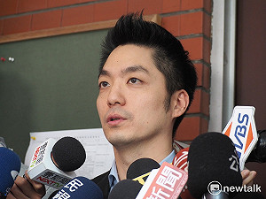 王英銘觀點》讓偉大的蔣家人重返執政 解救勞工吧 !