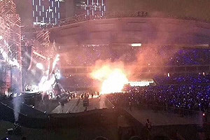 昨晚上海演唱會「發爐」冒火花   五月天臉書報平安