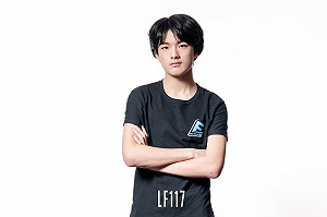 《鬥陣特攻》17歲LF閃光無預警出走：心累想退休！