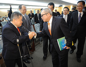 政院：協助金融體系發展 創造高附加價值