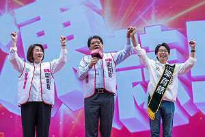 梁育慈競總啟用挑戰屏東市長 三任屏東縣長同框力挺