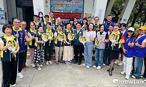 台南市惜福慈善協會中秋送暖  攜手朱正軒關懷弱勢反毒揪起來