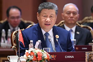 (影) 習近平出大狀況? 金磚峰會未出席晚宴、提早回國 莫迪忙問 :「你還好嗎」? 