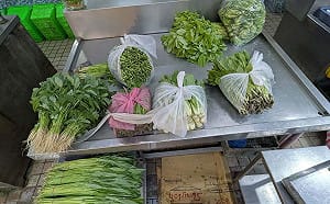菜價終於降了！菜販曝全面下修逾3成　多數1斤50元