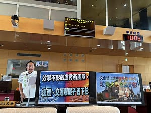 何文海批市府垃圾問題「包八年」　嗆若爆垃圾大戰盧秀燕應棄選總統