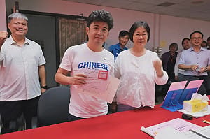 涉辦桌賄選還挪用公款！謝典霖、謝新隆羈押禁見 鄭汝芬100萬交保