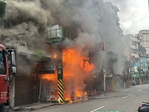 基隆仁四路早餐店火警　即時疏散員工無人傷