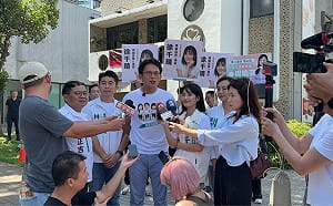 藍營掛保證竹縣爭議不外溢　黃國昌：小草如何投票有高度自主性