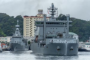 紐西蘭兩軍艦18日南向穿越台灣海峽　補給艦一年內第三度過航