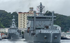 紐西蘭兩軍艦18日南向穿越台灣海峽　補給艦一年內第三度過航