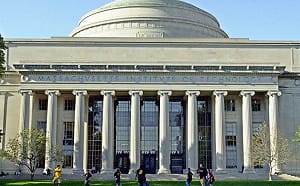 美國大學排名洗牌！普林斯頓痛失蟬聯15年榜首 「這項新指標」讓它登第一