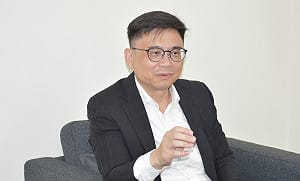 專訪5-5》如果從陳其邁手中接過印信？  賴瑞隆自許「最強第四棒」：安打、全壘打都要會  