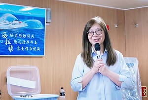 海委會主委管碧玲視導西拉雅號：海巡是國人安心過節最堅實護衛