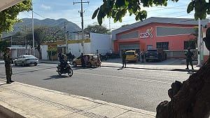 報復領袖身亡！哥國觀光勝地遭武裝團體癱瘓 總統親上街頭 下令全面鎮壓