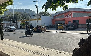 報復領袖身亡！哥國觀光勝地遭武裝團體癱瘓 總統親上街頭 下令全面鎮壓