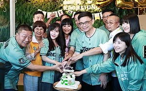 民進黨40週年慶高雄生咖登場    黃捷持續推動黨部年輕化