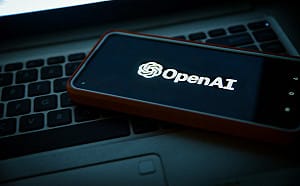 OpenAI 認駭入澳洲四政府機構致歉  總理先前震怒揚言究責