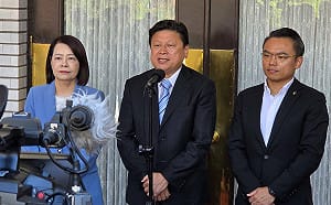 藍營優先法案出爐 普發現金、老農津貼加碼、長者健保費全免