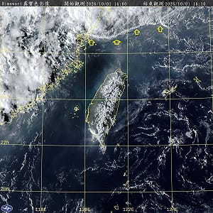 明變天濕涼！鄭明典指「北風前緣接觸北海岸」：明早北部就會變涼