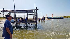 嘉縣推秋冬娛樂漁筏遊程　安排吹海風看蚵田賞候鳥