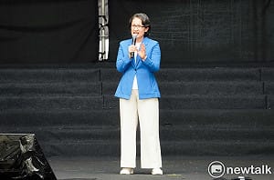 狂酸蔣萬安！蕭美琴：台北需要的不只牛奶、火鍋 沈伯洋不用背誦自己就是知識庫