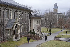 康乃爾大學驚傳集體性侵醜聞！校方輕懲挨轟  校長急發影片致歉