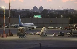 911式恐攻! 杜拜航空副機長原擬奪機撞「這目標」 以急禁27國人搭機入境