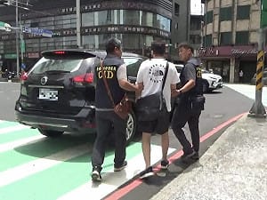 跨國洗錢1年4.2億元 南警逮黑幫堂主等36人送辦