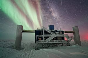 諾貝爾物理學獎得主談微中子　外星人溝通假說受矚