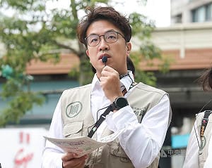 香港人委託全天監控 沈伯洋：應該不只他個人