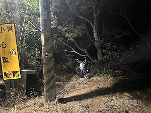台中望高寮雙載機車自撞交通標誌　2人傷重不治