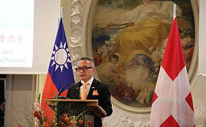 「沒有台灣晶片、ChatGPT恐怕得請假！」王思為瑞士國慶演說：台灣是民主世界可靠夥伴