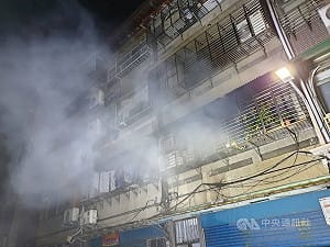 台北市公寓火警　3人送醫、已撲滅