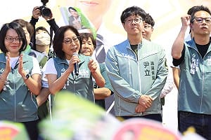 力挺尹立進高市議會　康裕成籲左楠鄉親搶救新人