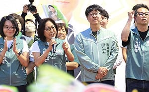 力挺尹立進高市議會　康裕成籲左楠鄉親搶救新人