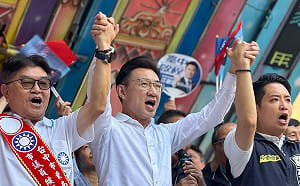 (影)國慶連假跑透透！江啟臣合體藍營戰將狂掃四區 拋產業與老幼福利大升級