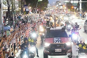 問蔣萬安能否辯4場卻回週一協商？沈伯洋酸：這不是問A答B？