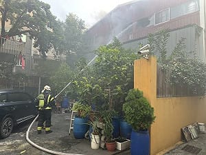 桃園八德火警女子大面積燒燙傷頸部刀傷送醫不治　警逮1嫌
