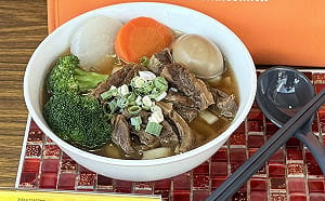 「台北牛肉麵放大券」手刀搶！168元吃遍台北30家名店