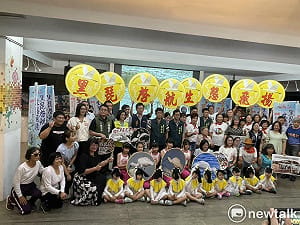國際保育候鳥黑面琵鷺飛抵台南度冬  2026黑面琵鷺保育季18日熱鬧登場