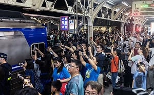 台南鐵路地下化今啟用！半天湧2萬人「電梯停擺、廁所溢水」 鐵道局回應了