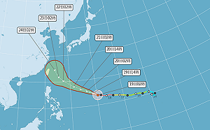 今日夜溫差大、迎風面有雨！強颱「薔琵」路徑北修 週六掠過台灣北部海面